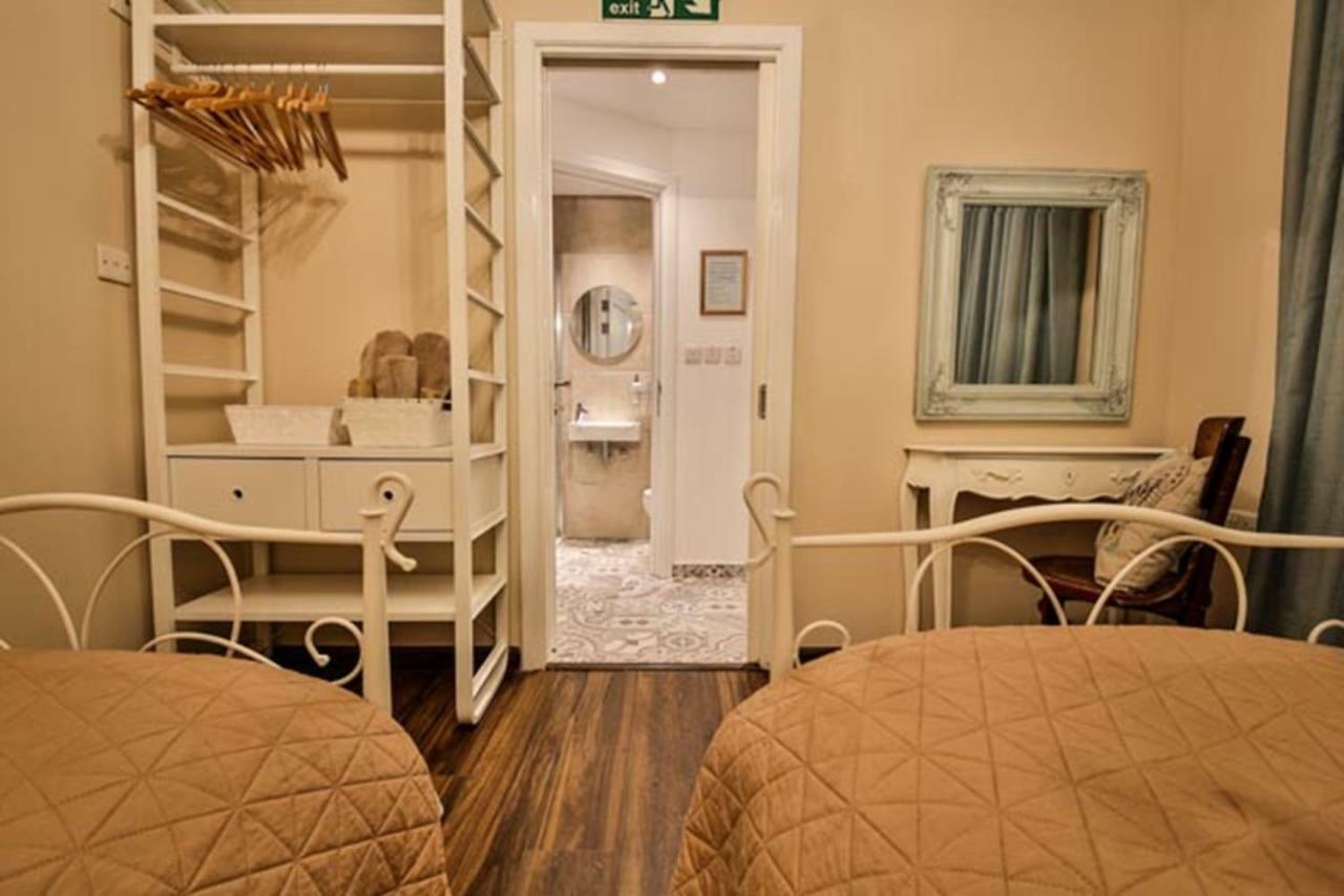 MYN Zondadari Apartment Rabat Bagian luar foto